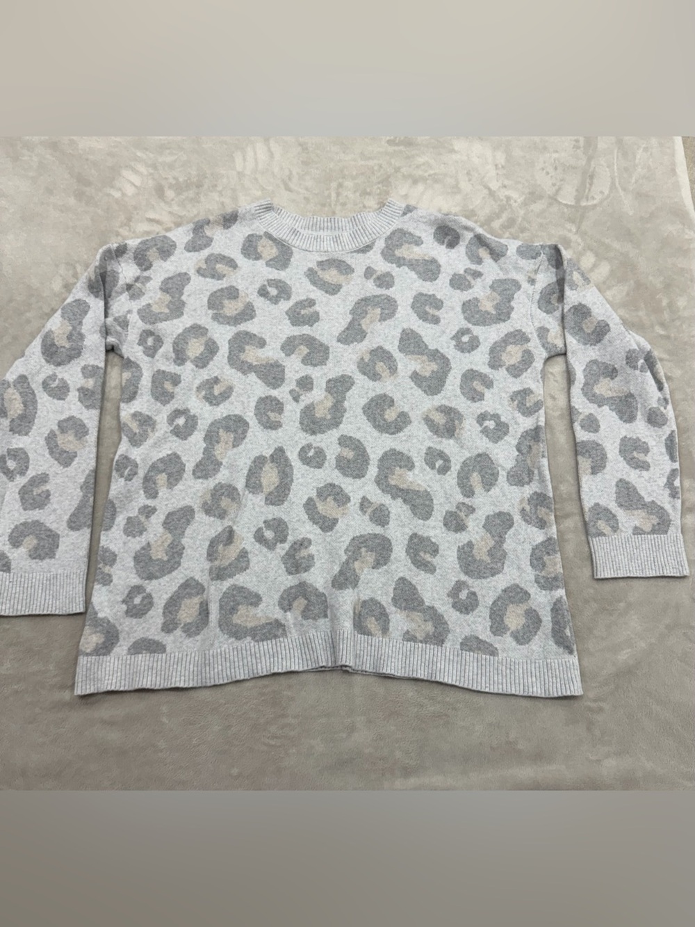 J.Jill Leopard Print Gray Crewneck Sweater Women’s Medium